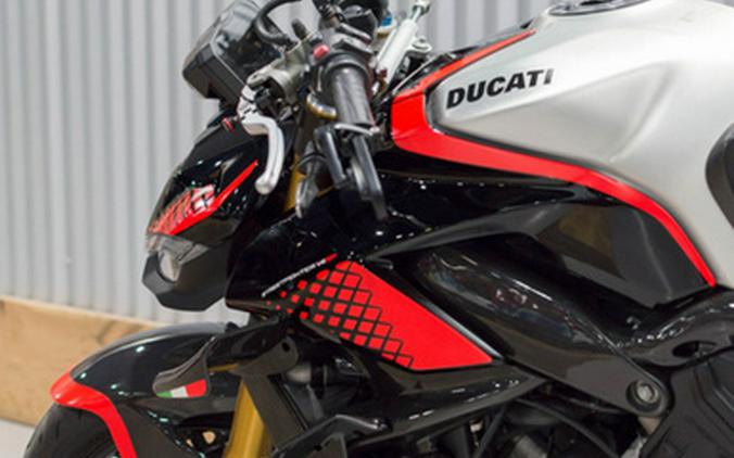 2022 Ducati Streetfighter V4 SP Custom