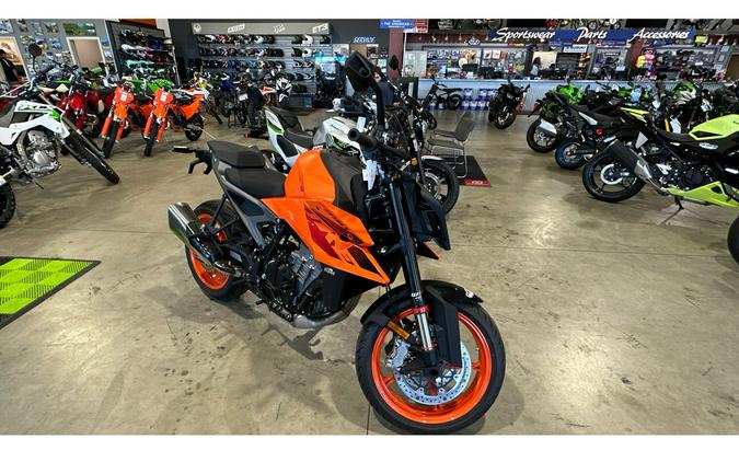 2024 990 DUKE - KTM