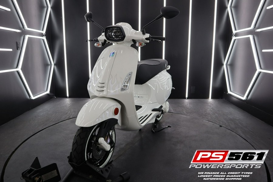 2022 Vespa Sprint 50 Justin Bieber x Vespa