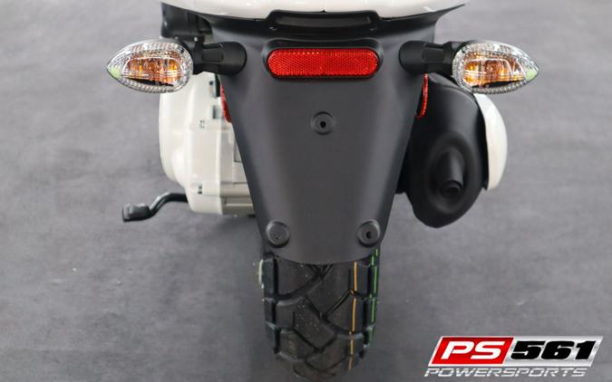 2022 Vespa Sprint 50