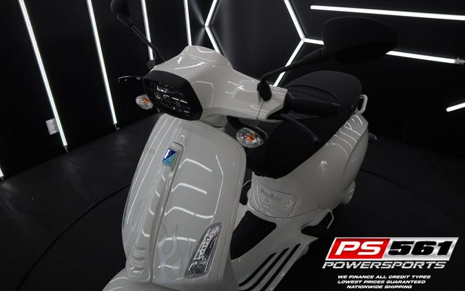 2022 Vespa Sprint 50