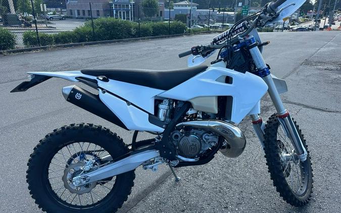 2022 Husqvarna® TE 300i Rockstar Edition