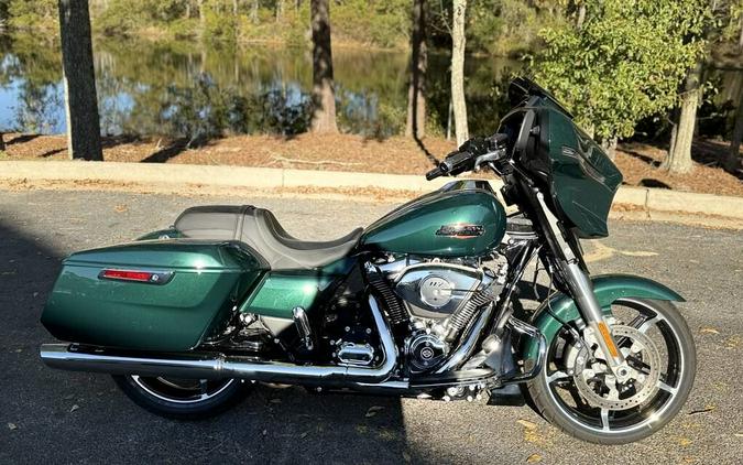 FLHX 2024 Street Glide®