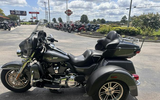 2022 Harley-Davidson® Tri Glide® Ultra | Used Three-Wheel Touring Motorcycle