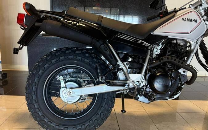2027 Yamaha TW 200