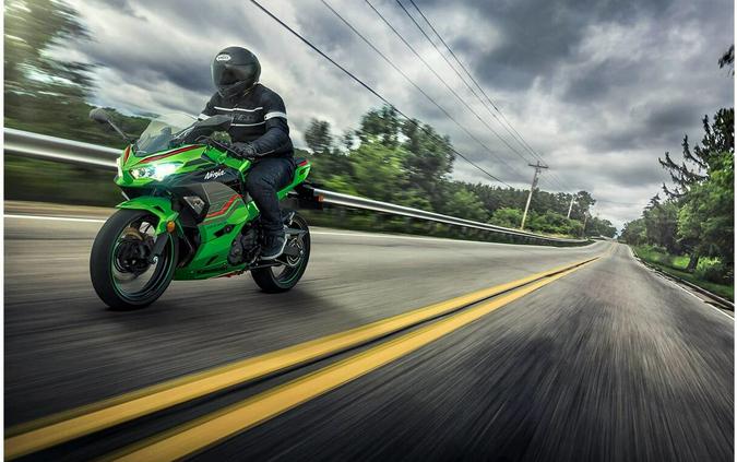 2023 Kawasaki Ninja® 400 KRT EDITION