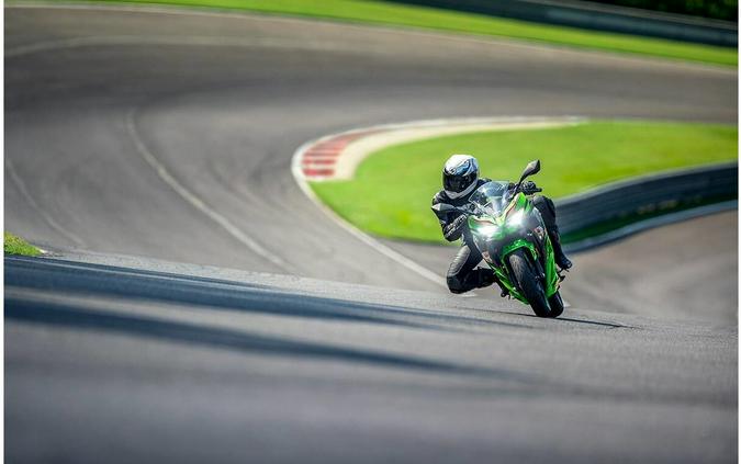 2023 Kawasaki Ninja® 400 KRT EDITION