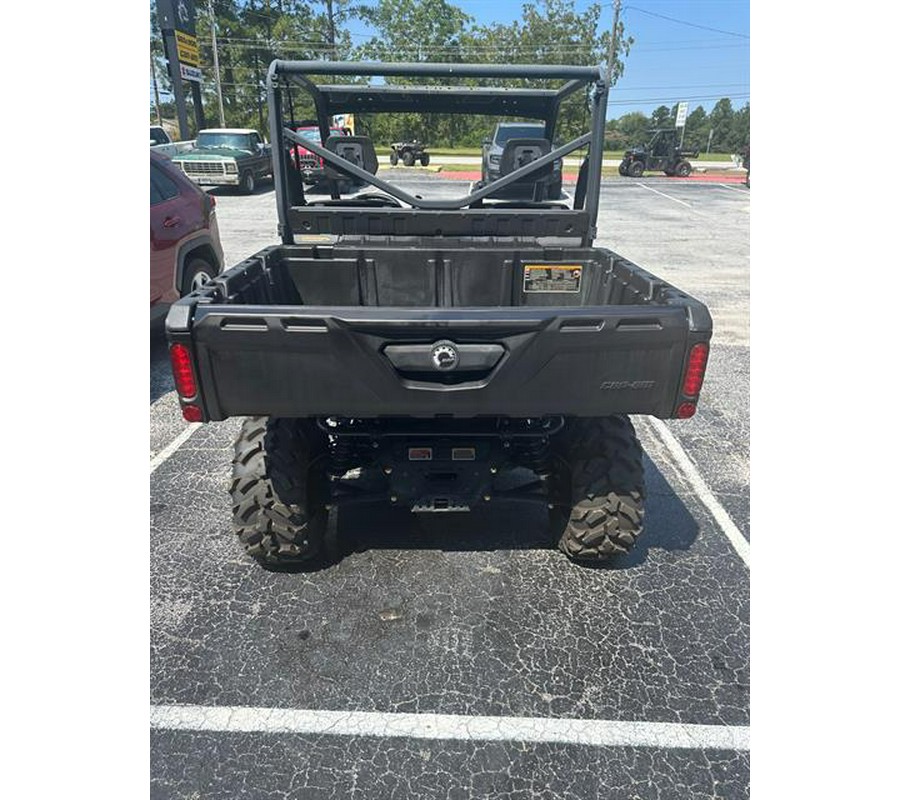 2023 Can-Am Defender DPS HD10