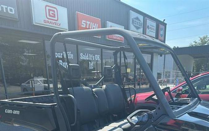 2023 Can-Am Defender DPS HD10