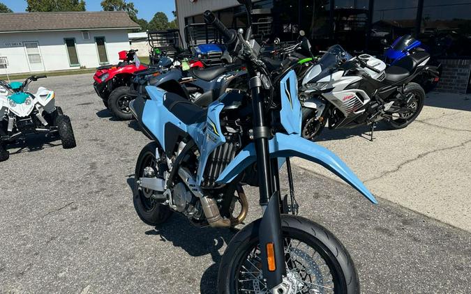 2025 Suzuki DR-Z400SM SUPERMOTO