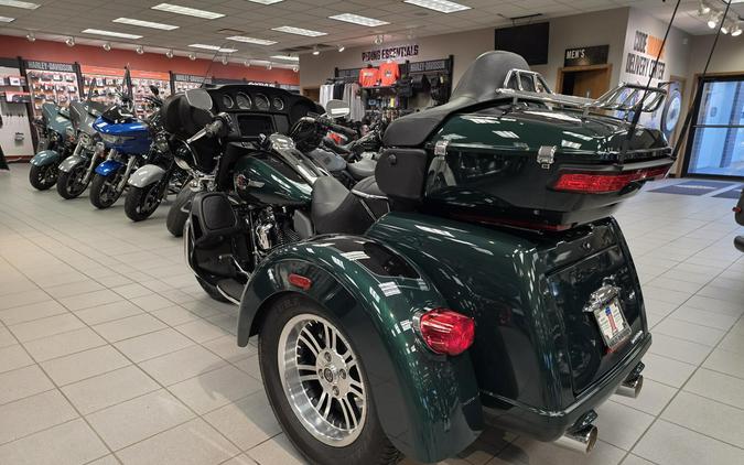 FLHTCUTG 2024 Tri Glide™ Ultra
