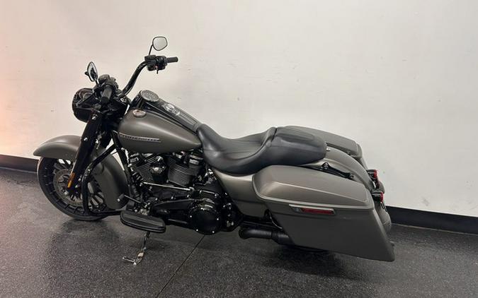 2018 Harley-Davidson Touring FLHRXS - Road King Special