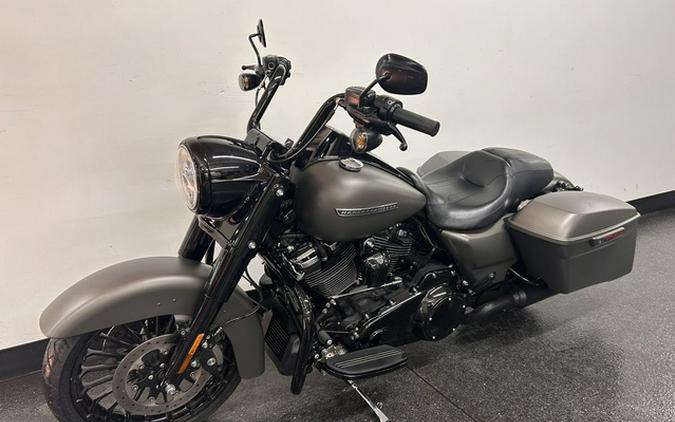 2018 Harley-Davidson Touring FLHRXS - Road King Special