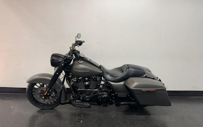 2018 Harley-Davidson Touring FLHRXS - Road King Special
