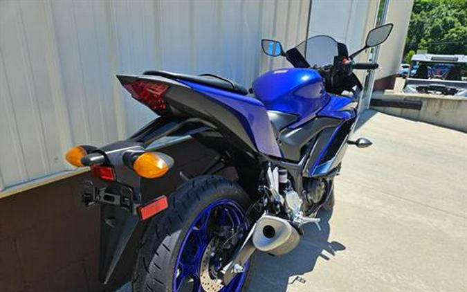 2023 Yamaha YZF-R3 ABS