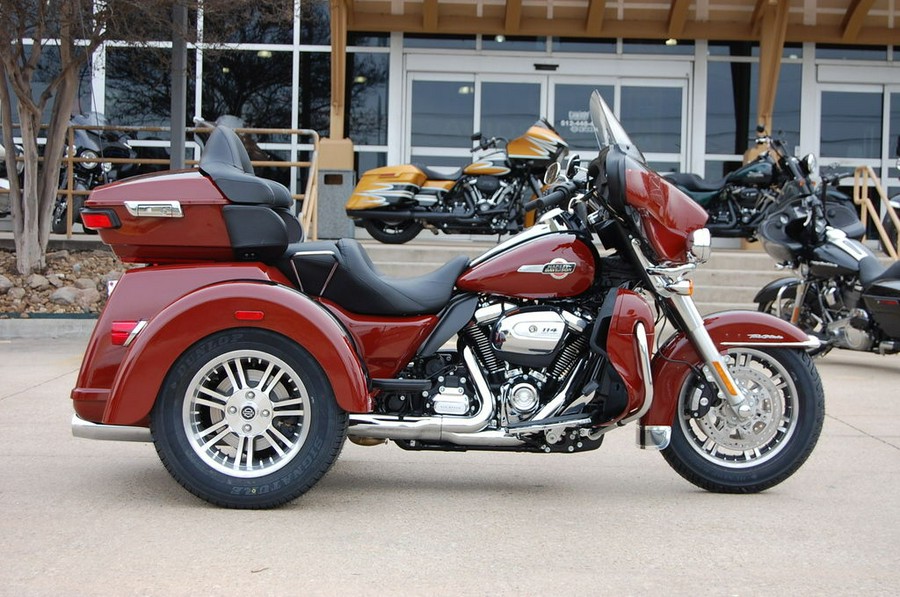 2024 Harley-Davidson® FLHTCUTG - Tri Glide® Ultra