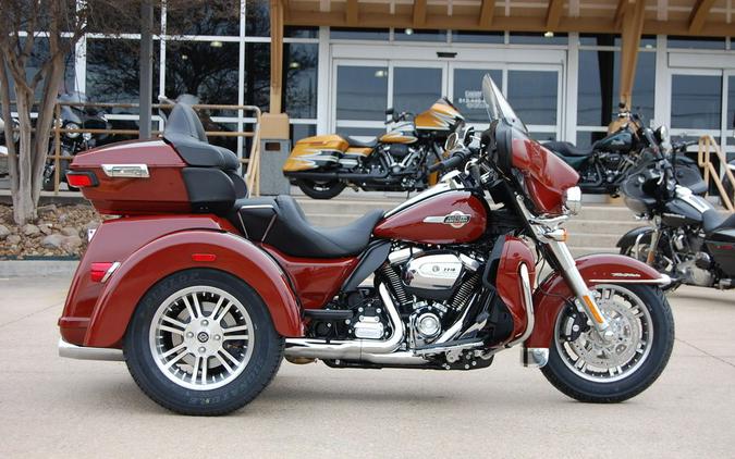 2024 Harley-Davidson® FLHTCUTG - Tri Glide® Ultra