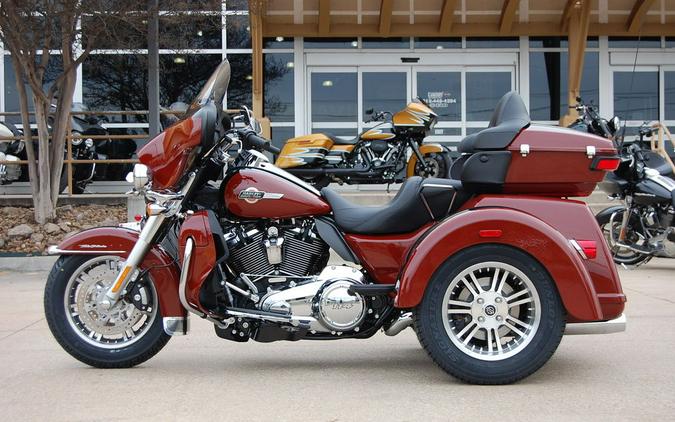 2024 Harley-Davidson® FLHTCUTG - Tri Glide® Ultra