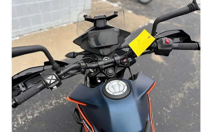 2022 KTM ADVENTURE 390