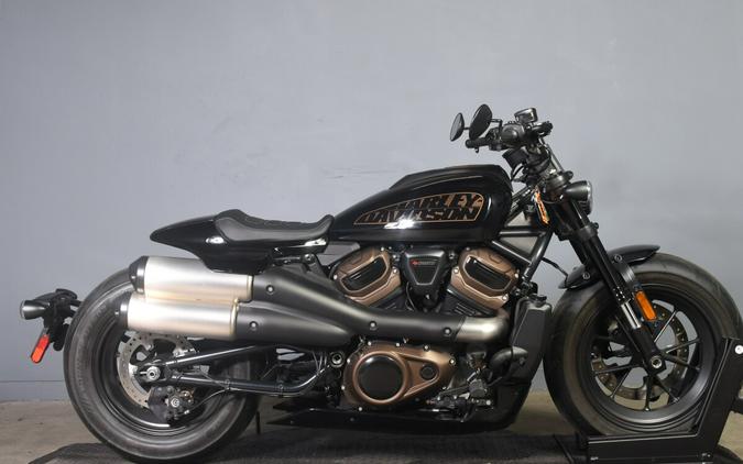 2022 Harley-Davidson Sportster S Review [w/ Mid-Control Kit]