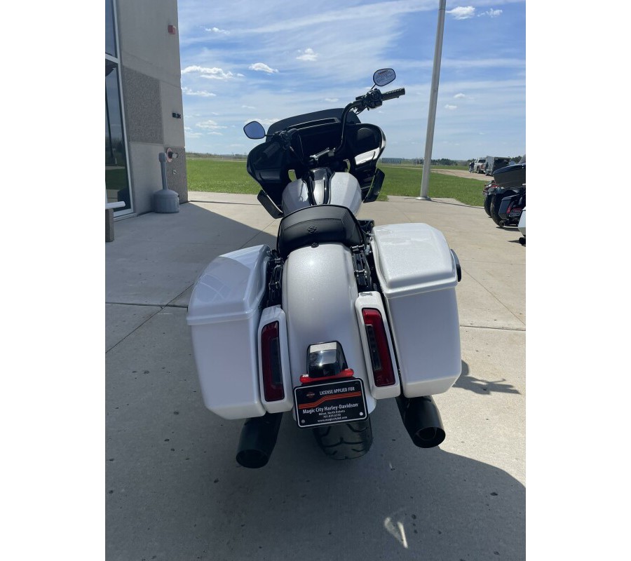 FLTRX 2024 Road Glide®