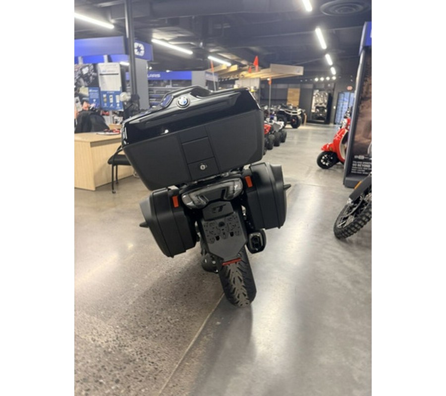 2026 BMW R 1300 RT Triple Black