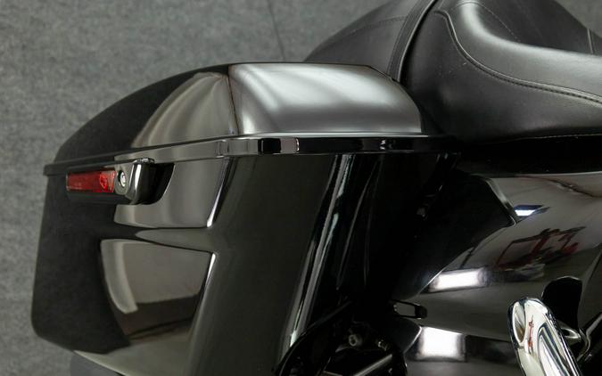 2017 HARLEY DAVIDSON FLHXS STREET GLIDE SPECIAL W/ABS
