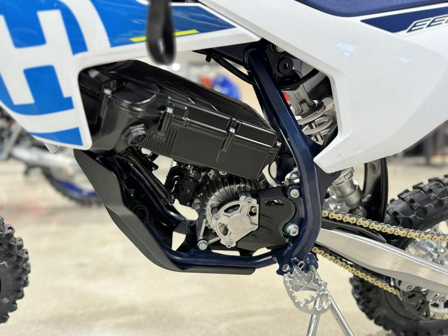 2024 Husqvarna® EE 5