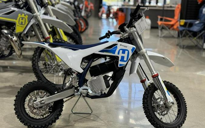 2024 Husqvarna® EE 5