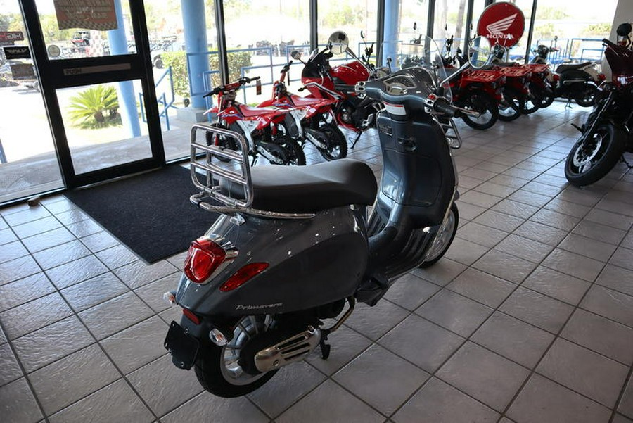 2023 Vespa Primavera 50 Touring