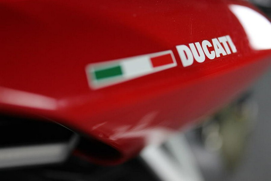 2021 Ducati Streetfighter V4 S Ducati Red