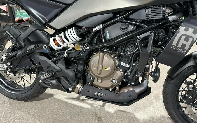 2024 Husqvarna Svartpilen 401