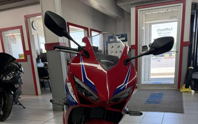 2026 Honda CBR650R E-Clutch