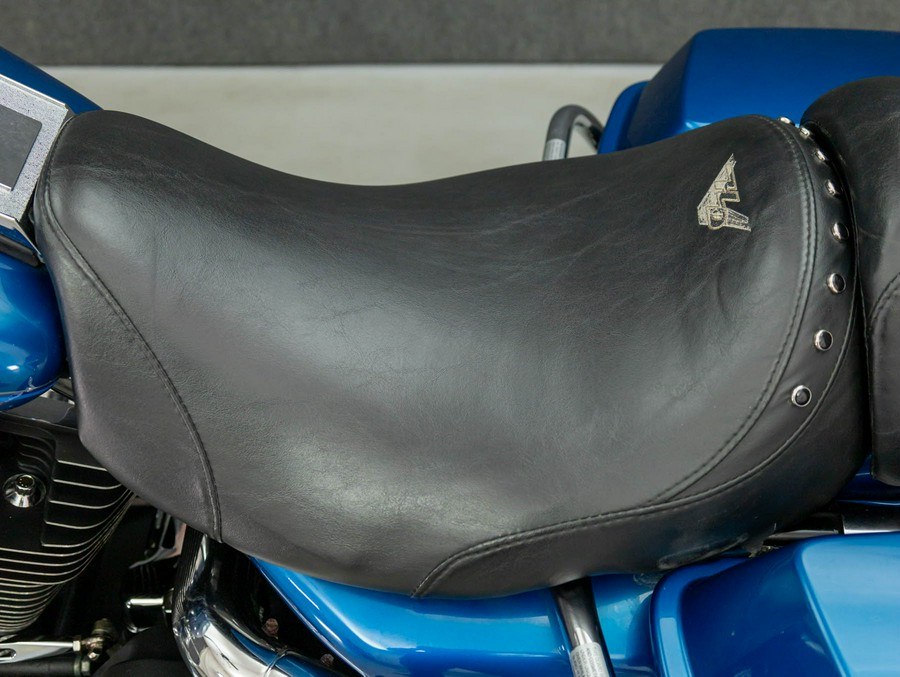 2005 HARLEY DAVIDSON FLHRI ROAD KING