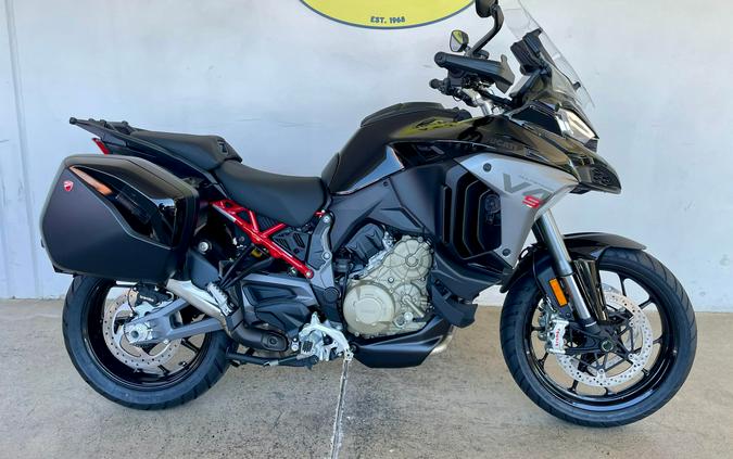 2026 Ducati MULTISTRADA V4 S TRAVEL & RADAR