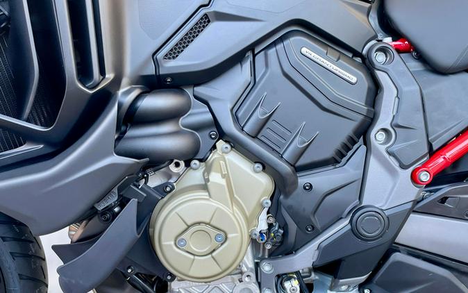 2026 Ducati MULTISTRADA V4 S TRAVEL & RADAR