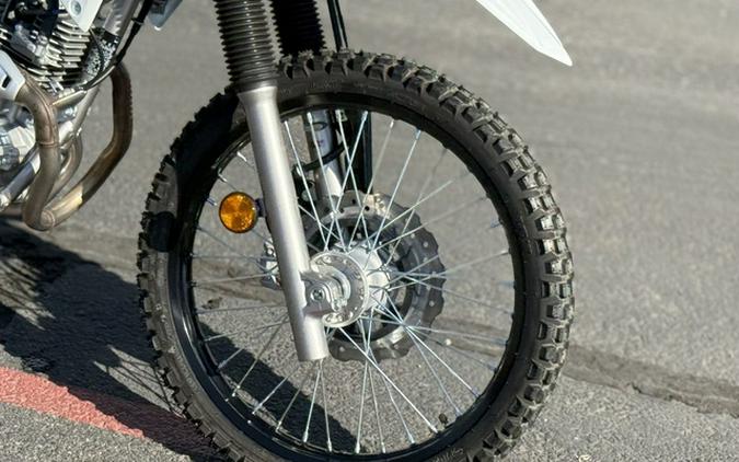 2027 Kawasaki KLX233BVFNN