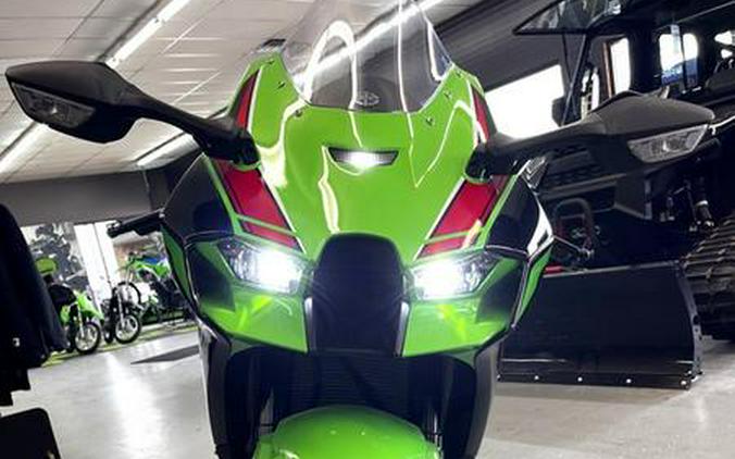 2024 Kawasaki Ninja® ZX™-10R KRT Edition