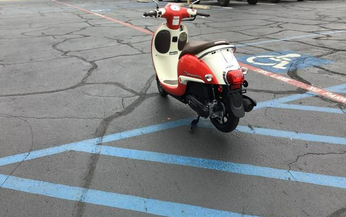 2025 Honda® Metropolitan