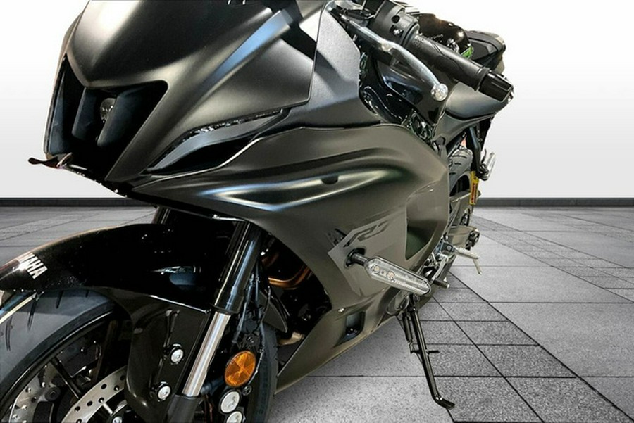 2025 Yamaha YZF R7