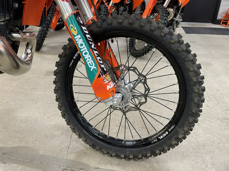 2025 KTM SX 300