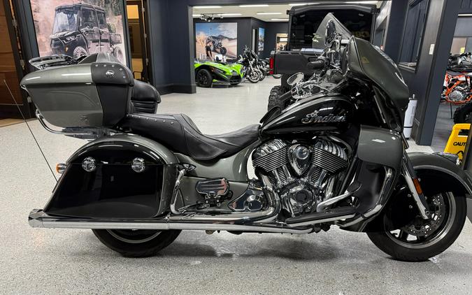 2021 Indian Roadmaster® Dark Horse®