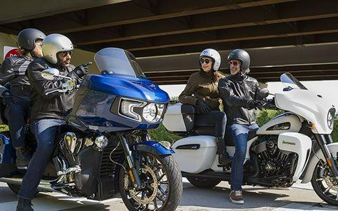 2021 Indian Roadmaster® Dark Horse®