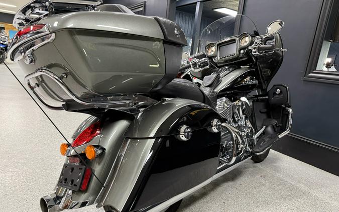 2021 Indian Roadmaster® Dark Horse®