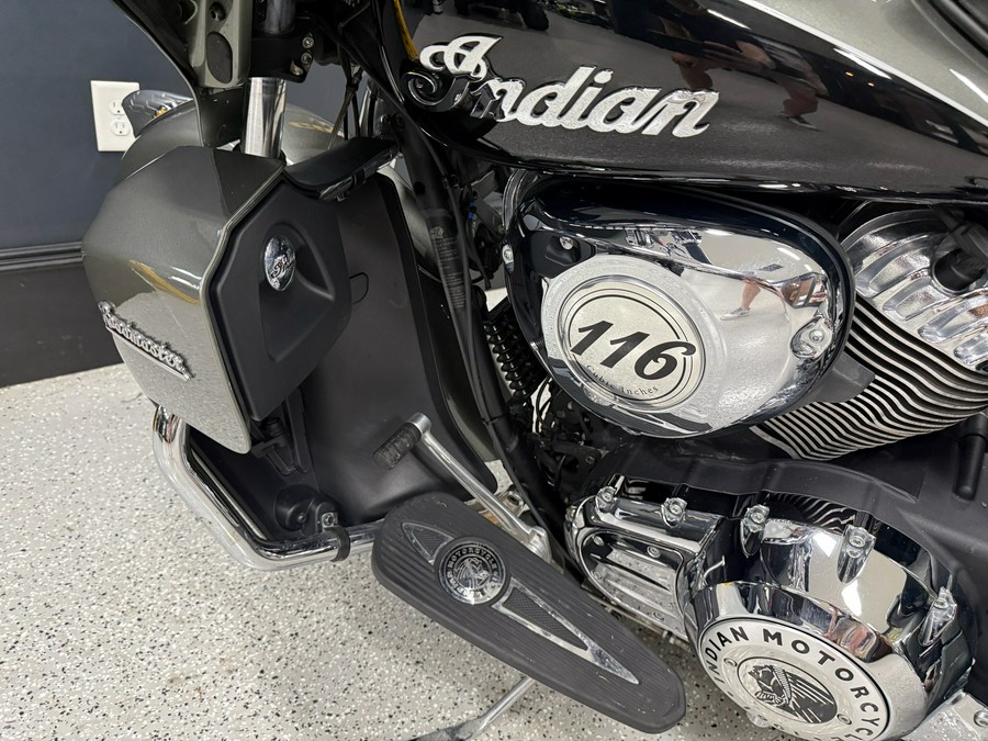 2021 Indian Roadmaster® Dark Horse®
