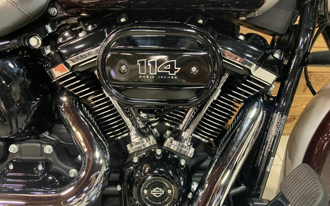 2021 Harley-Davidson Heritage Classic 114 Mid Crimson & Stone Washed Wht Prl FLHCS