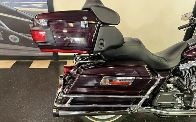 2006 Harley-Davidson Electra Glide® Ultra Classic® Black Cherry FLHTCUI