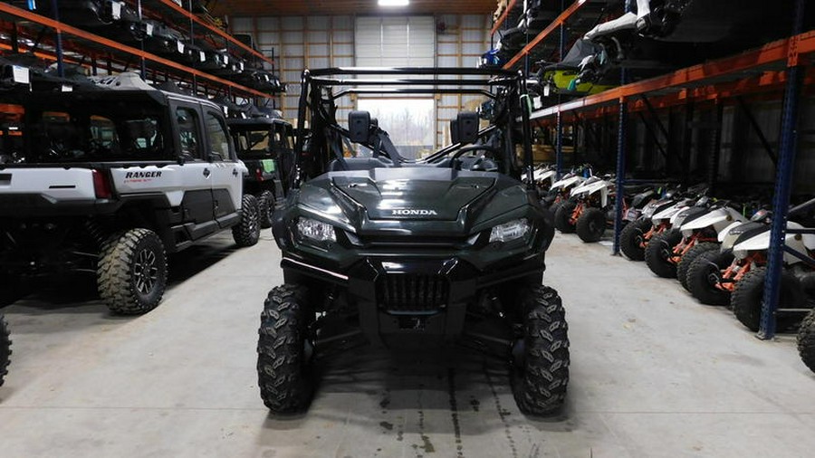 2025 Honda® Pioneer 1000-6 Deluxe Crew