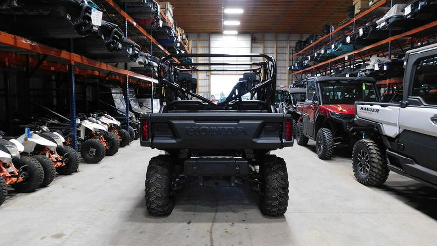 2025 Honda® Pioneer 1000-6 Deluxe Crew
