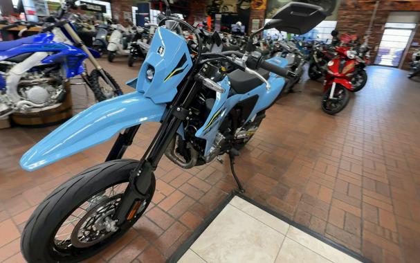 2025 Suzuki DR-Z 4SM Base